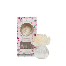Load image into Gallery viewer, Brambleberry Flower Diffuser