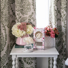 Load image into Gallery viewer, Brambleberry Flower Diffuser