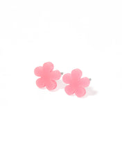 Load image into Gallery viewer, Jenna Flower Earrings - Coral