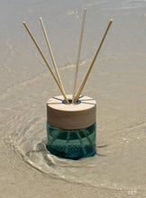 Load image into Gallery viewer, True Ocean: Reed Diffuser