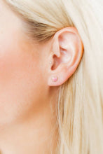 Load image into Gallery viewer, Screwback Stud Earrings - Nora Heart - Pink