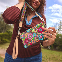 Load image into Gallery viewer, Consuela Uptown Crossbody Banks