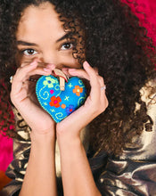 Load image into Gallery viewer, Consuela Charm, Corazon Grande Turquoise