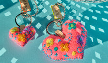 Load image into Gallery viewer, Consuela Charm, Corazon Chico Pink