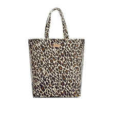 Load image into Gallery viewer, Consuela Grab N Go Basic, Mona