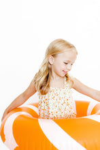 Load image into Gallery viewer, Screwback Stud Earrings - Marina