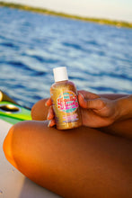 Load image into Gallery viewer, Totally Fun After Sun Glitter Aloe Body Gel 6 oz