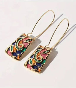Vintage enamel earring