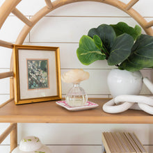 Load image into Gallery viewer, Orange &amp; Honey Flower Diffuser

