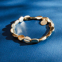 Load image into Gallery viewer, Oval Smooth Shiny Gold Beaded Stretch Bracelet
