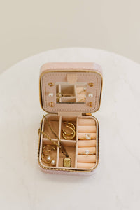 Velvet Travel Jewelry Box Case Organizer with Mirror: Rose Quartz