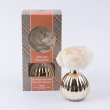 Load image into Gallery viewer, Harvest Pumpkin Holiday Flower Diffuser

