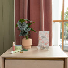 Load image into Gallery viewer, Sweet Grace Modern Bubble Sachet
