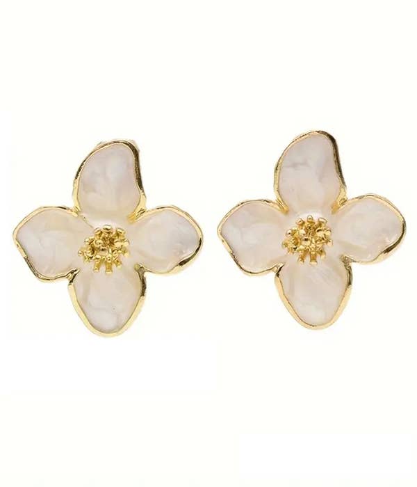 Epoxy flower earring