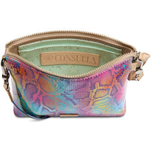 Load image into Gallery viewer, Consuela Midtown Crossbody, Steph
