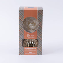 Load image into Gallery viewer, Harvest Pumpkin Holiday Flower Diffuser
