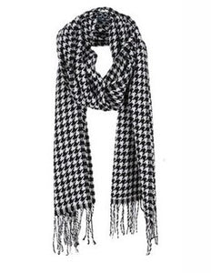 Hounds-tooth Print Oblong Tassel Scarf Black and White